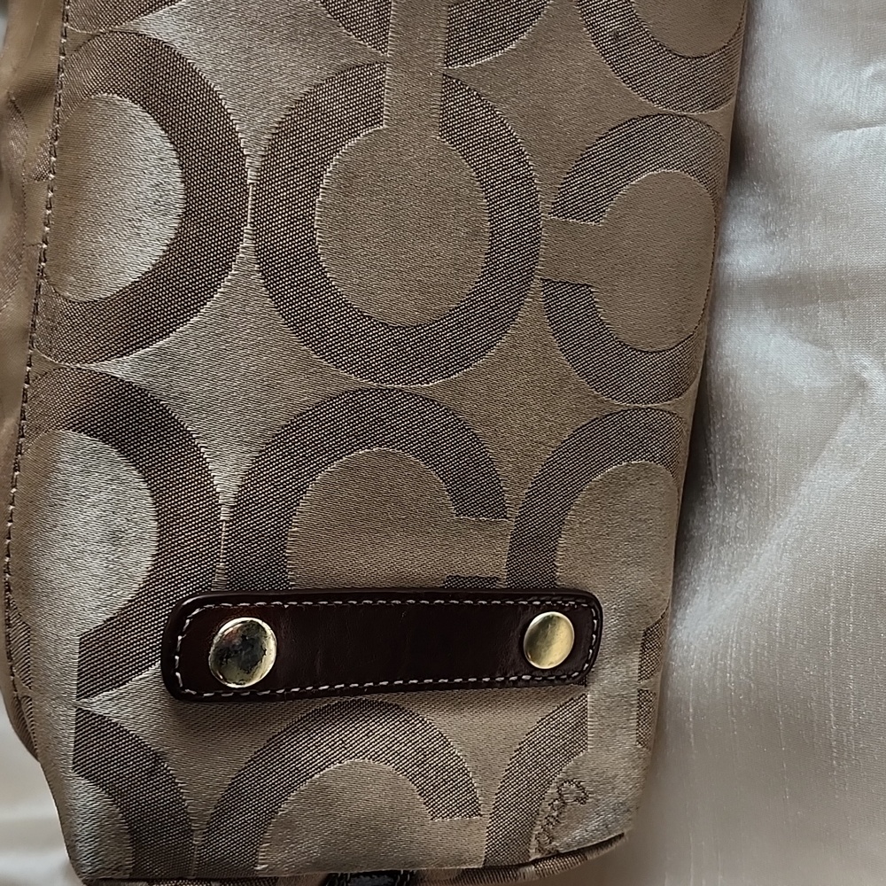 Coach Vintage "Op Art" Signature Madison Sabrina Satchel W/ Dust Bag, $110 - Picture 10 of 16